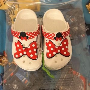 Size 10 children’s Disney Minnie Mouse CROCS